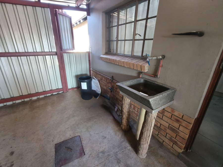 3 Bedroom Property for Sale in Waterkloof East North West